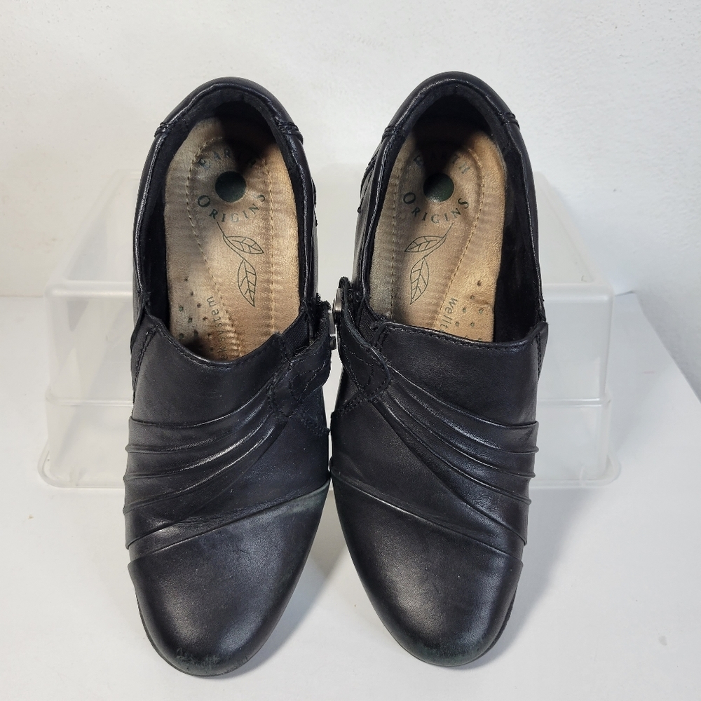 Womans Earth Origins Madison Leather Heels Slip on Size 7.5